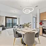 Act Tower-1Br Near Burj Khalifa
