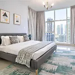 Continental Tower, Dubai Marina - Luton Vacation Homes
