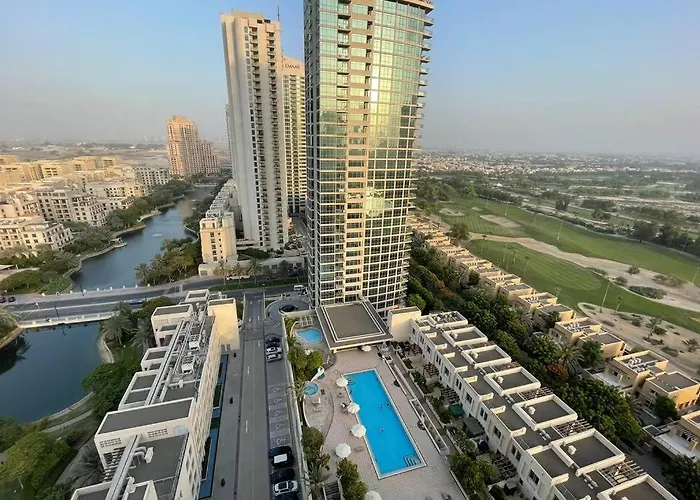 Cozy 2 Bedroom Apt Golf Tower Greens, Stunning Golf Views