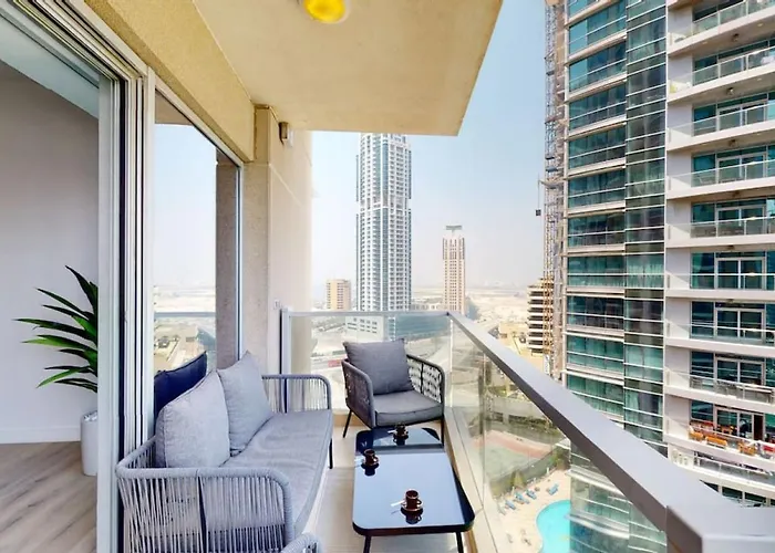 Marina Tower, Dubai Marina - Exquisite Three Bedroom