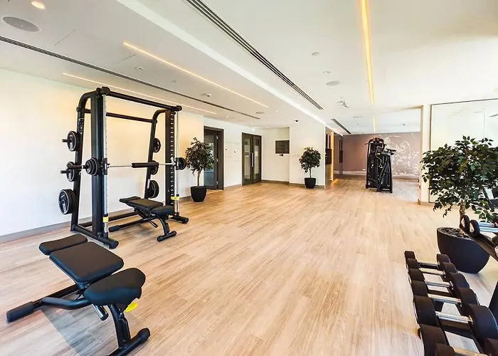 Sophisticated 2Br In Unbeatable Downtown Location