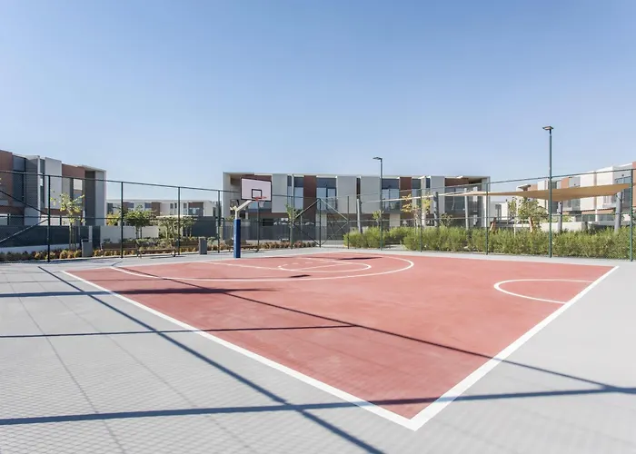Frank Porter - Cherry Dubai Land Villa