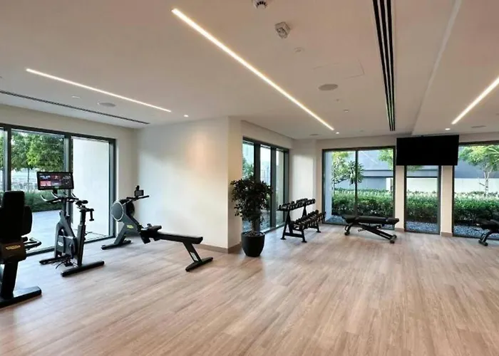 Luxury Burj Khalifa Views@Modern Tranquil Moments