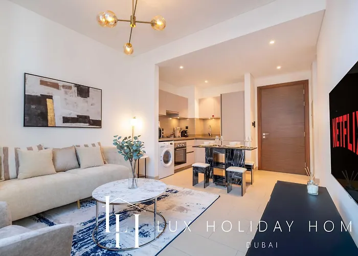 Lux The Executive Sobha Suite 3