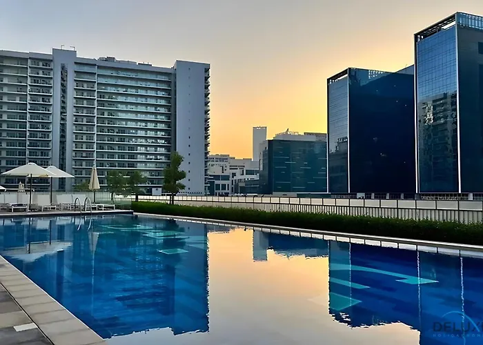 Lavish 1Br At Reva Residences Business Bay By Deluxe Holiday Homes