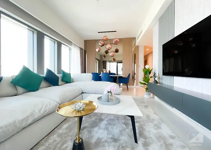 Luxurious Apt With Breathtaking View In Downtown