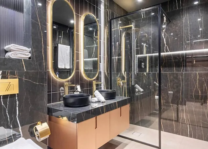First Class 2Br With Burj Khalifa And Downtown View