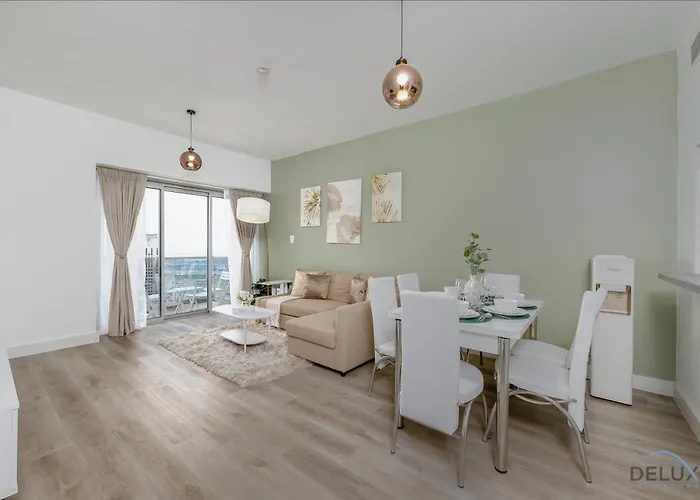 Comfortable 1Br Apartment In Marina Tower, Dubai Marina By Deluxe Holiday Homes