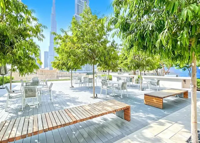 2 Bedroom Located In The Heart Of Downtown