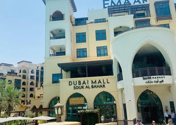 Luxurious Burj View Oasis 2 Bedroom Apartment