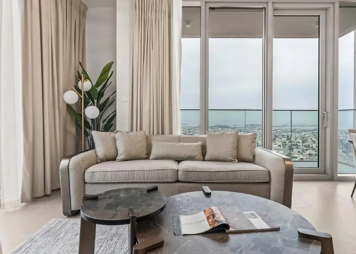 Stylish 2 Bedroom Retreat In Downtown Dubai