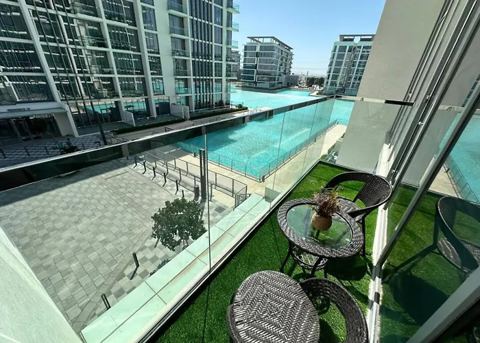 Spacious 1Bedroom W Lagoon In Al Maktoum City