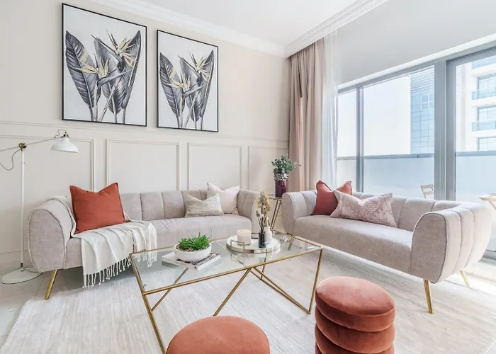 Guestready - Beige Elegance In Business Bay