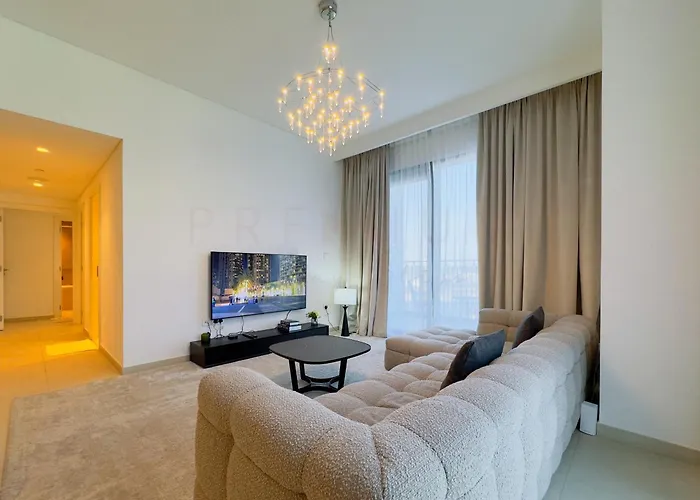 Luxury Living In Downtown Views II T3- P304