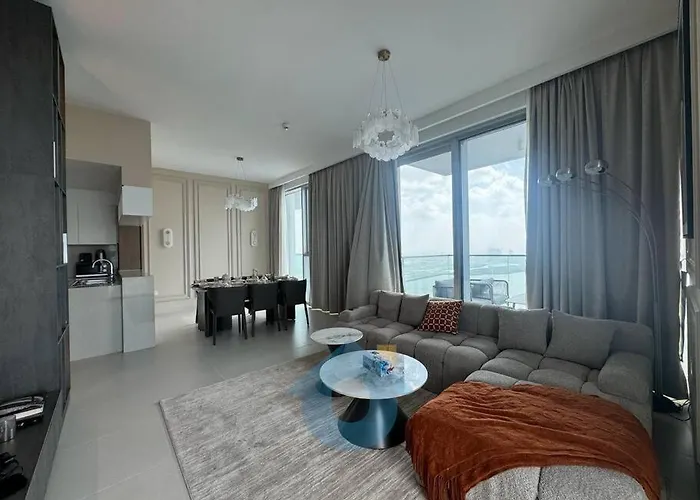Like Home - 5202 Luxurious 3Bhk With Stunning Views