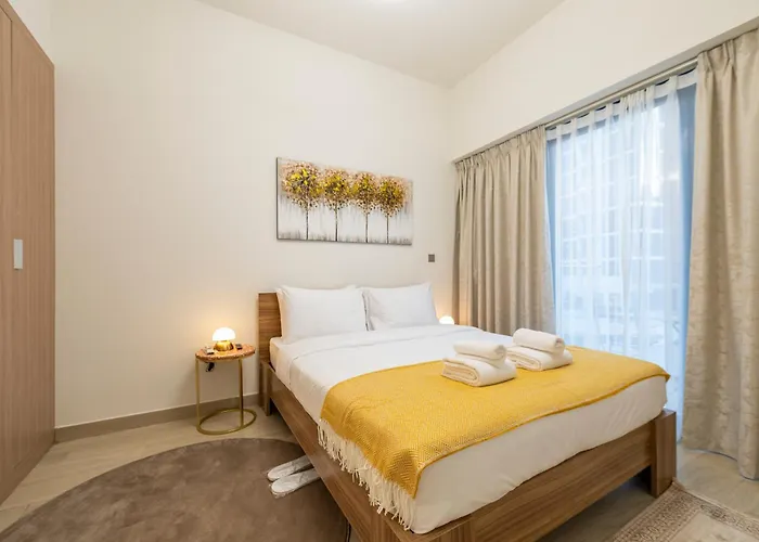 Elegant Studio By Skylight At Azizi Riviera 41
