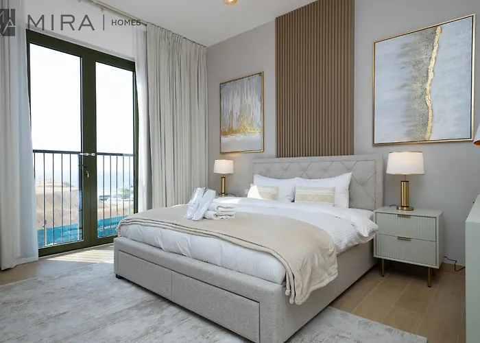 Mira Holiday Homes - Luxury 2 Bedroom In Le Pont