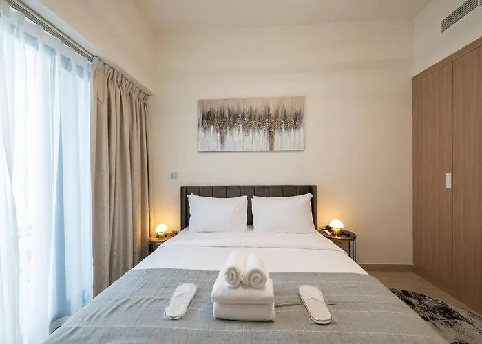 Cozy Studio By Skylight Azizi Riviera 41
