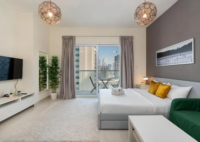 Cozy Spacious Ag Tower Studio With Balcony - Business Bay