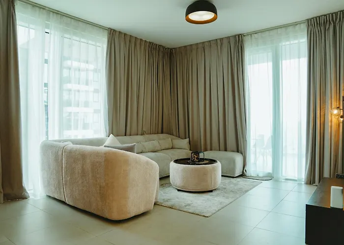 One Residences, East Tower- Luxury 360 Live