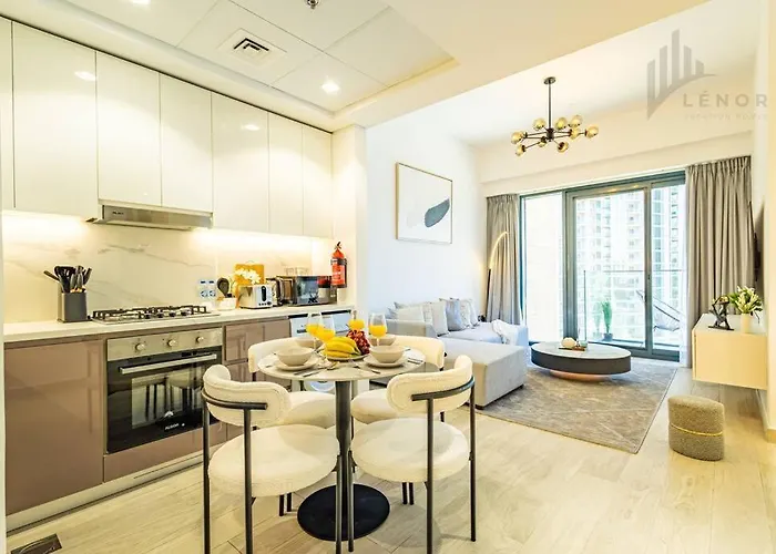 Chic 2Br With Partial Burj Khalifa View