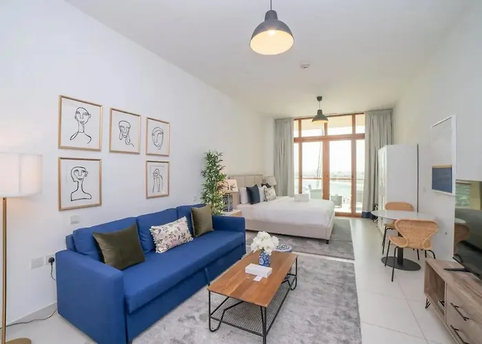 Aws Holiday Homes - Stylish Gem In The Palm
