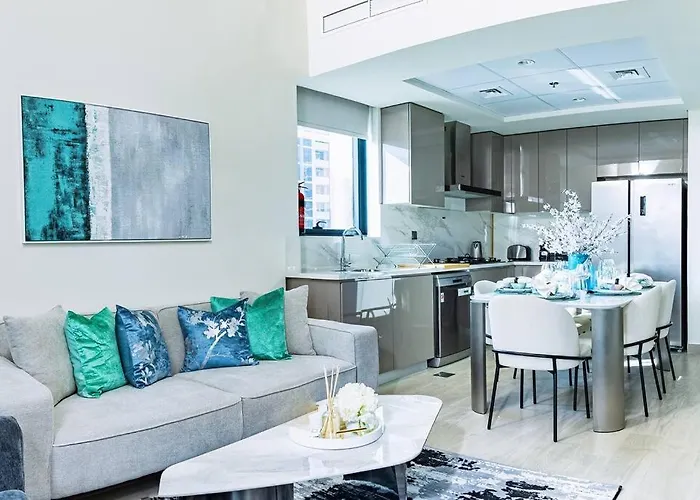 Nasma - Modern 3Br Oasis With Balcony In Azizi Riviera