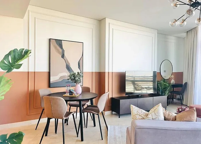 Silkhaus Sky Gardens Chic Studio Difc Living