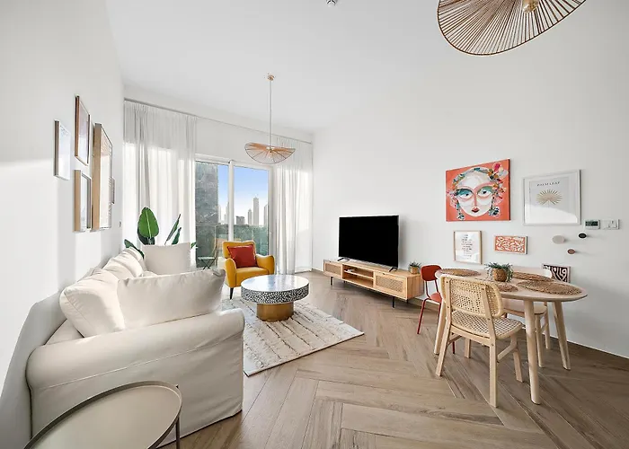 2Br Residence 1 Al Wasl, City View