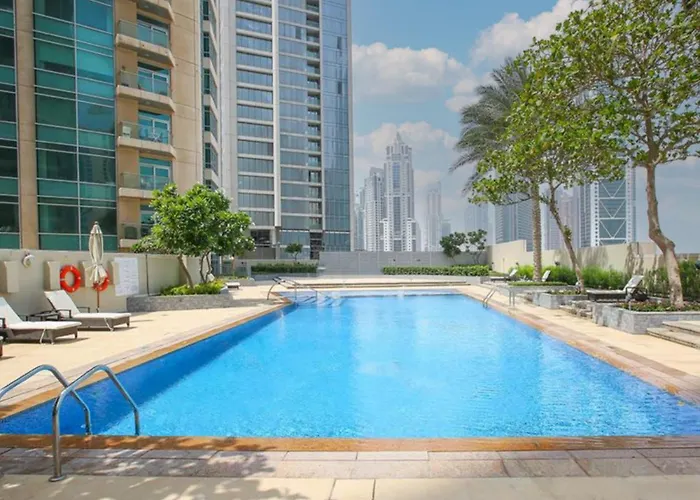 Elegant 2 Bed Downtown Duplex - Prime Location
