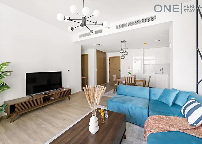 Stylish 2Br Apartment With Infinity Pool In Creek