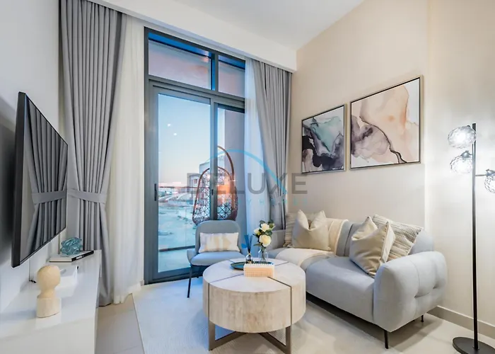 Contemporary 2Br In Azizi Park Avenue, Nad Al Sheba By Deluxe Holiday Homes