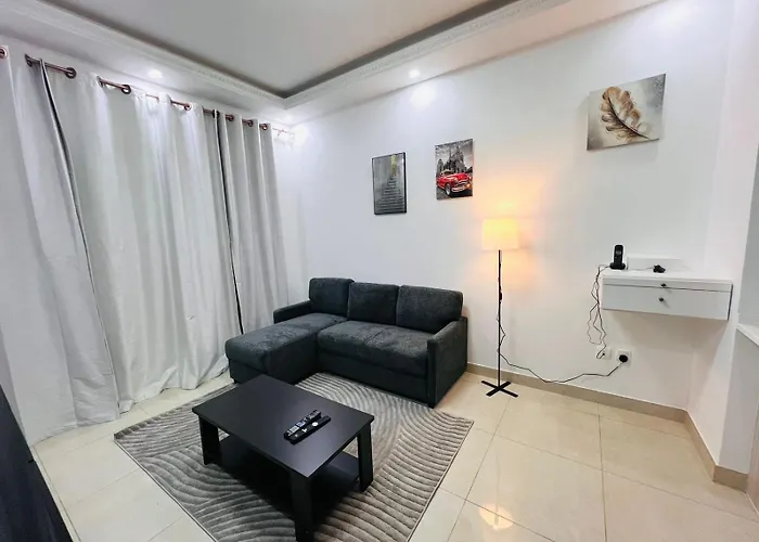 La Cave Home