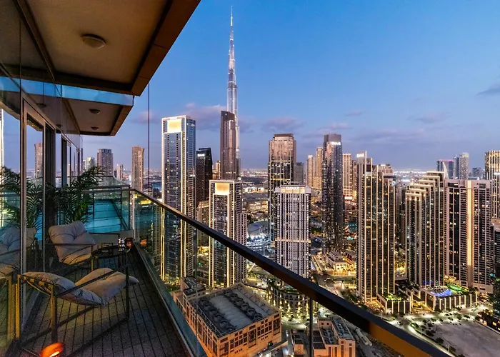 Sky-High 2Br - Infinity Pool & Burj Khalifa Views