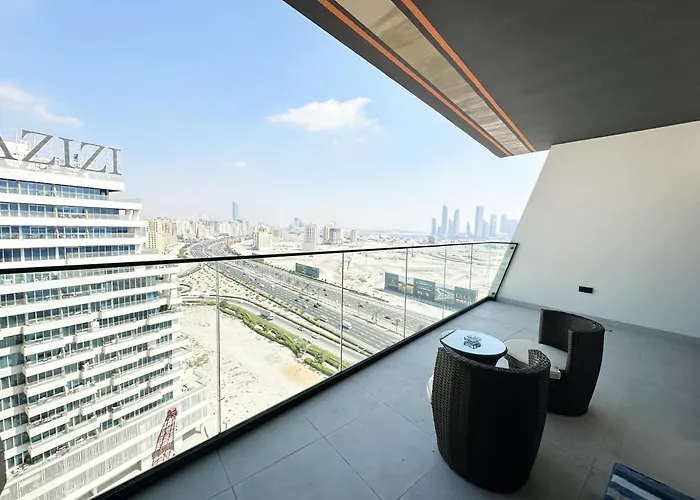 Stylish 3-Bedroom Home With Scenic Views At Binghatti Creek