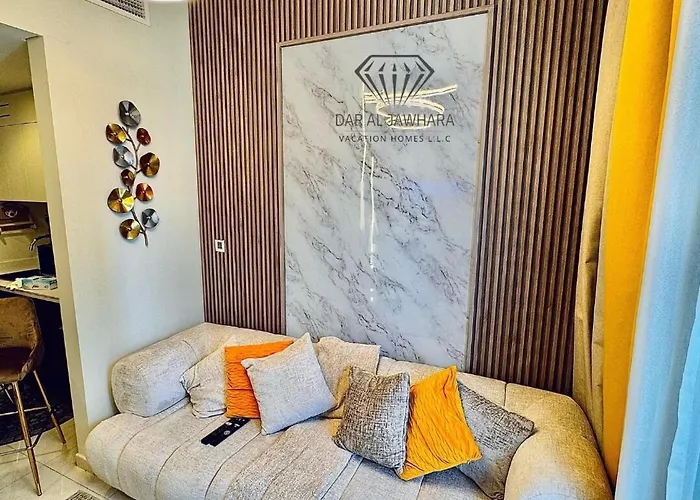 Luxury Flat For Daily Rent In The Heart Of City
