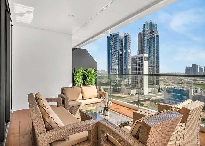 Luxury Marasi Drive, 1Bdr Apt With Private Jacuzzi