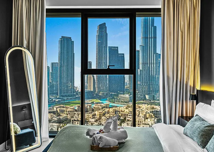 Luxury At The Top- Iconic Burj Views-Dubai Mall Access 2Br By Maxx Value Homes