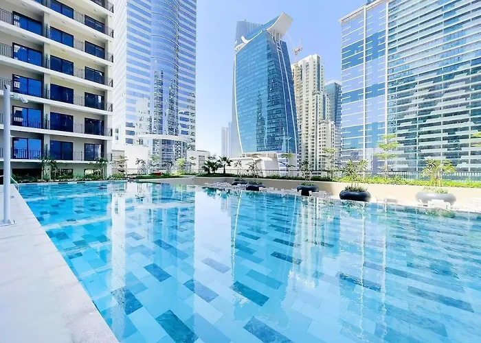 Zada Tower 1Br With Business Bay Canal Part View By Vibel