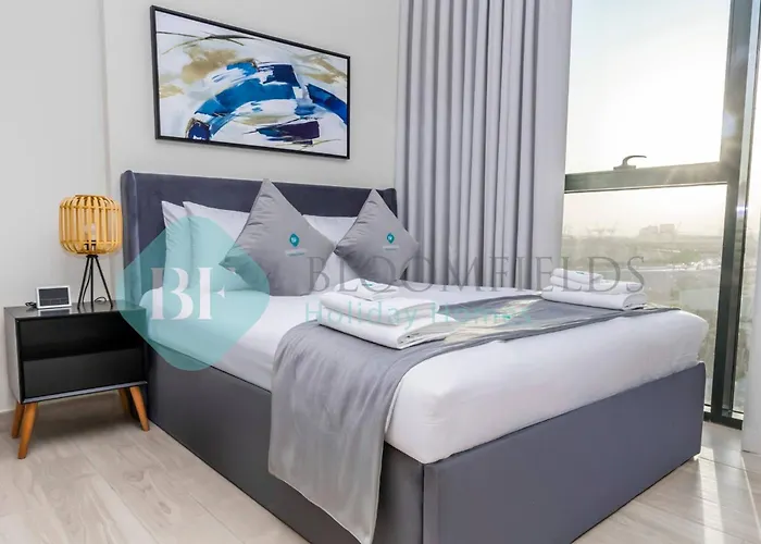 Bloomfields Grandeur 2Br In Azizi Riviera