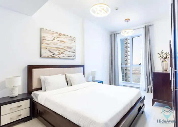 2Br Cozy Oasis Waterfront Views Dubai Marina