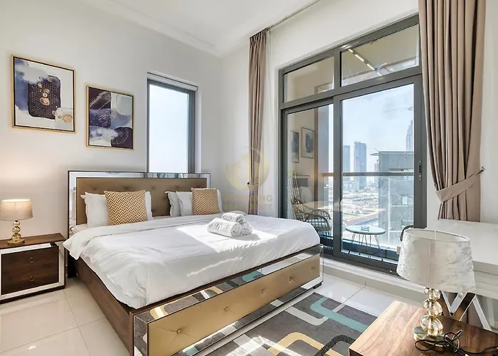Designer 1 Bedroom Apartment In Business Bay Dubai