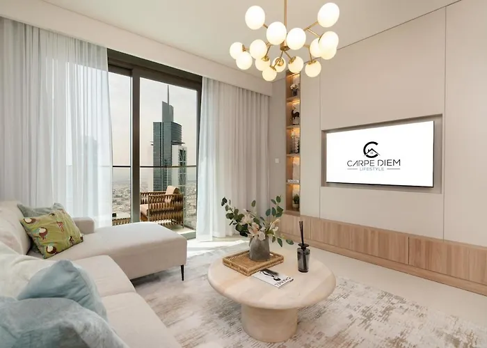 Luxury Furnished Unit In Downtown High Floor