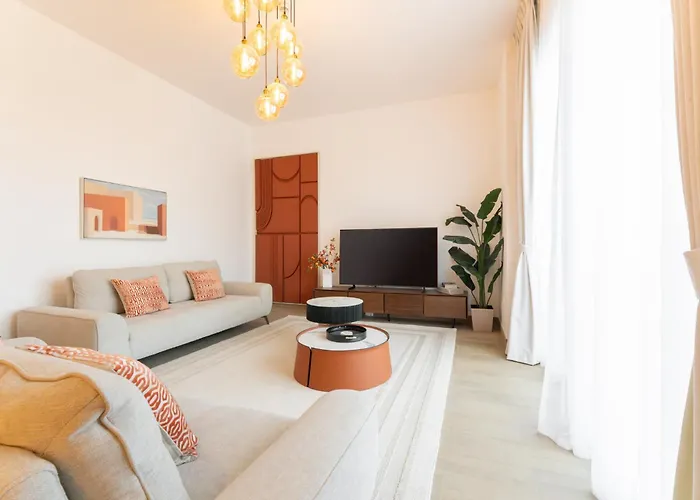 Veluxa - Mediterranean 1Bed With A View!