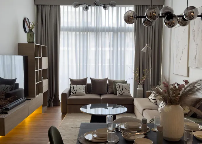 Elite Business & Family Turnkey 433 Residence 2Br In Oia Motor City