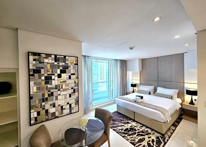 Sunrise Homes - Modern Studio Beside Dubai Canal