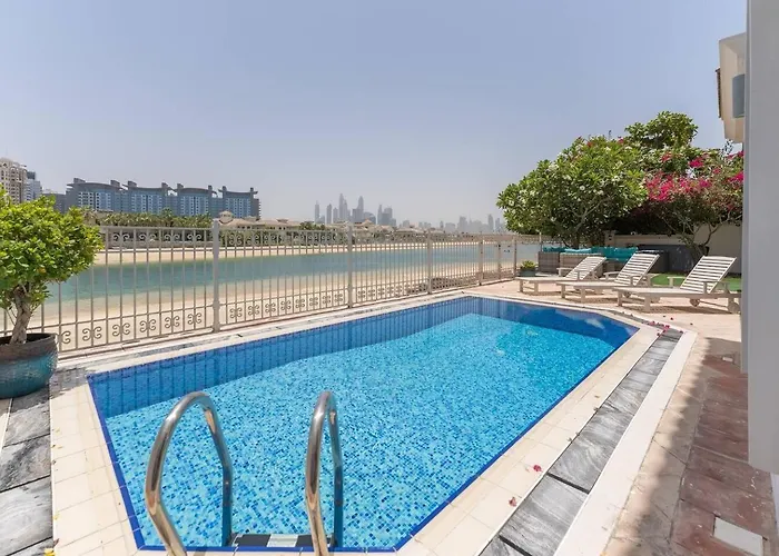 6 Bedroom Modern Luxury Villa In Palm Jumeirah