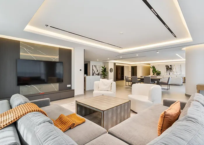 Bookable-Penthouse With Downtown View