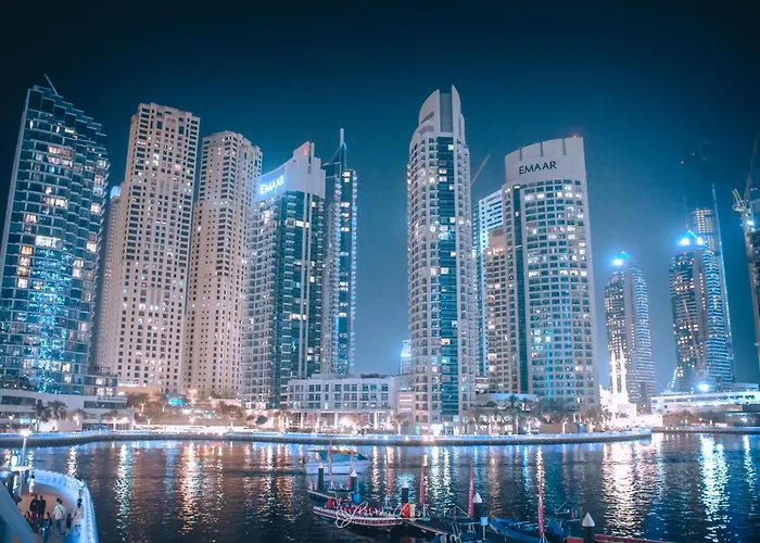 Liv With Us Holiday Homes - Marina View Tower B