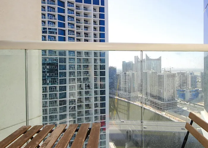 Luxury Damac Studio W Canal View Near Burj Khalifa